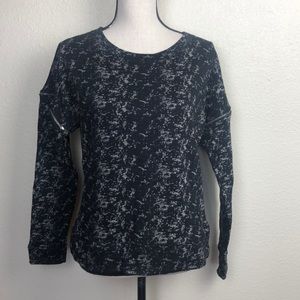 Forever 21 Top Zipper Sleeve